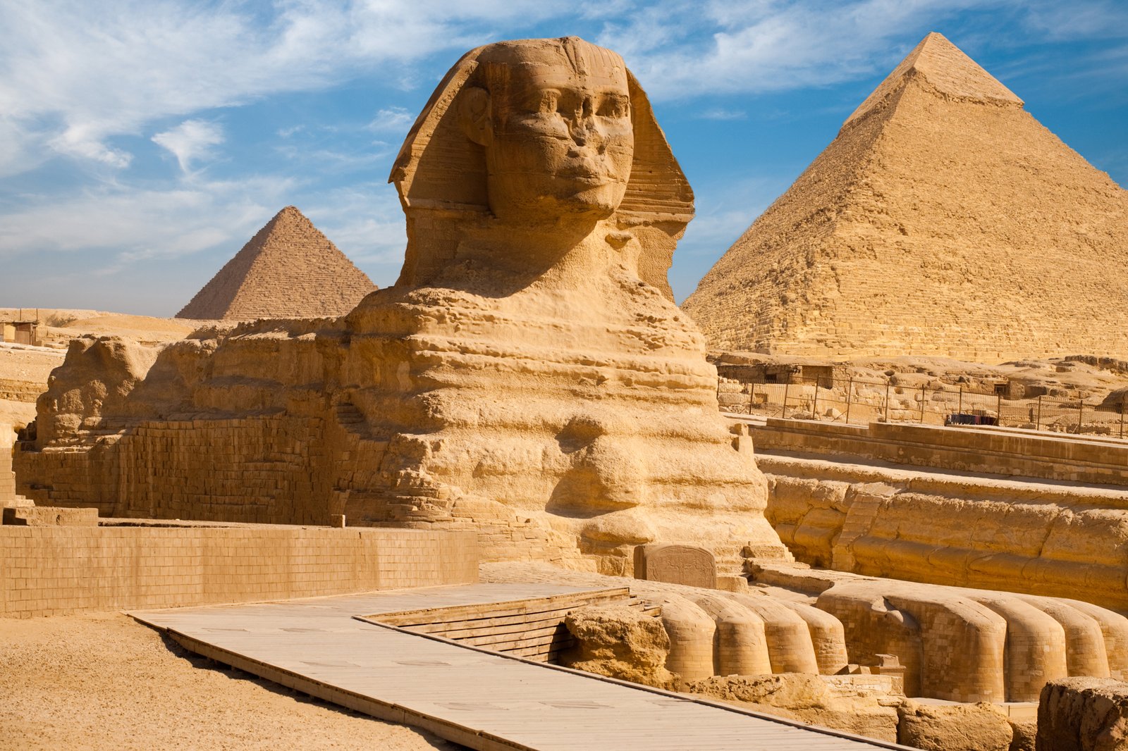 Kair samolotem – Wielkie Muzeum Egipskie, Sakkara i Serapeum
